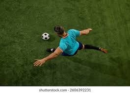 横滨东克树展王牌风范 连3年夺双位数胜投｜日职